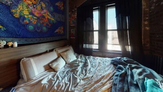 Photo - BERKLEE 3 BR Apartment - 9/1