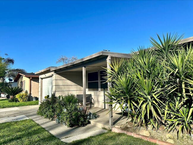 Photo - 841 Fairway Dr