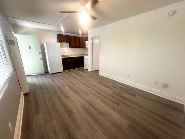 Photo - Redwood Terrace