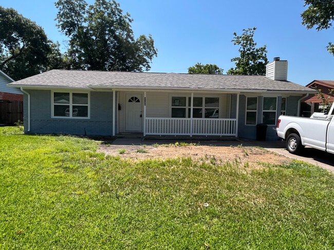 Building Photo - 3730 Tam O Shanter Dr