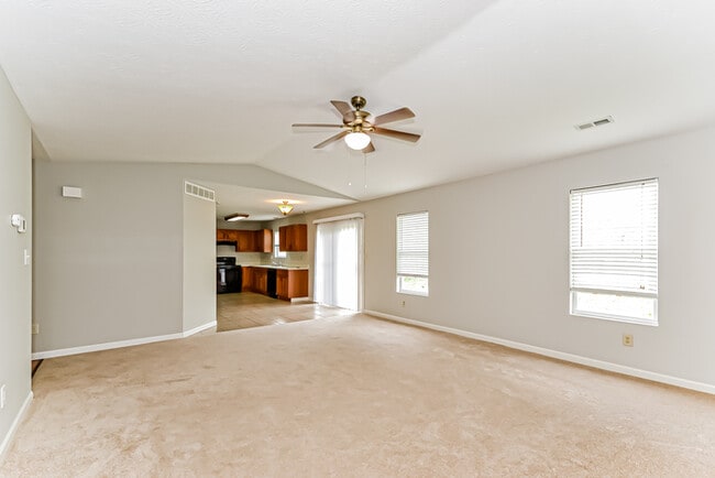 Photo - 690 W Arielle Ct