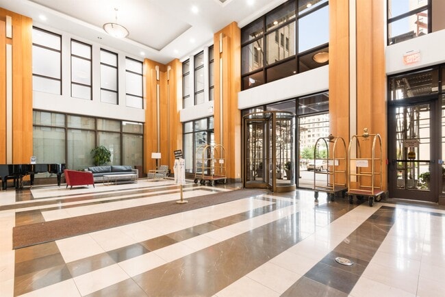 Building Photo - 4 Beacon Way Unit 1506