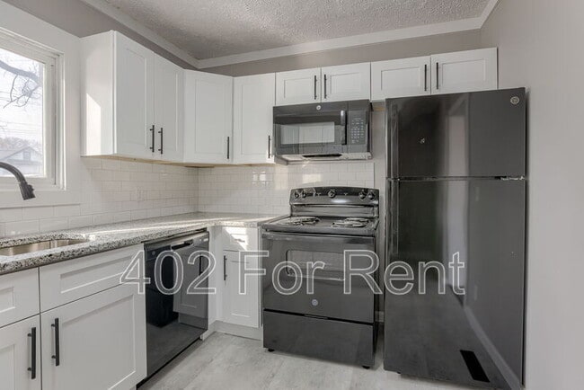 Building Photo - 4922 N 35th St