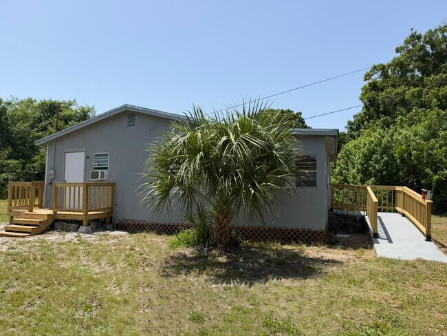 4250 29th Ave Unidad B