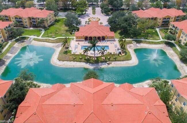 Building Photo - One Bedroom One Bathroom Condo Great Ameni... Unit 322