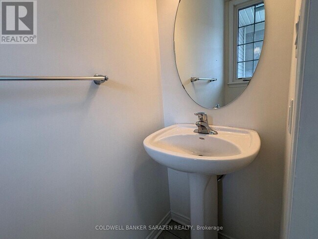 Photo - 117 Laramie Cres