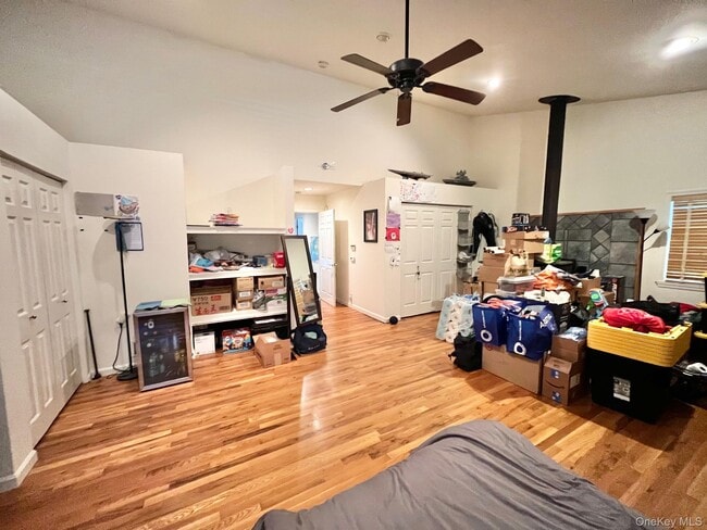 Building Photo - 53 Rose Ave Unit #1 Rental