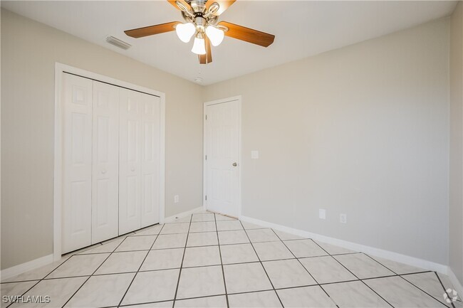 Building Photo - 1107 SE 18th St Rental