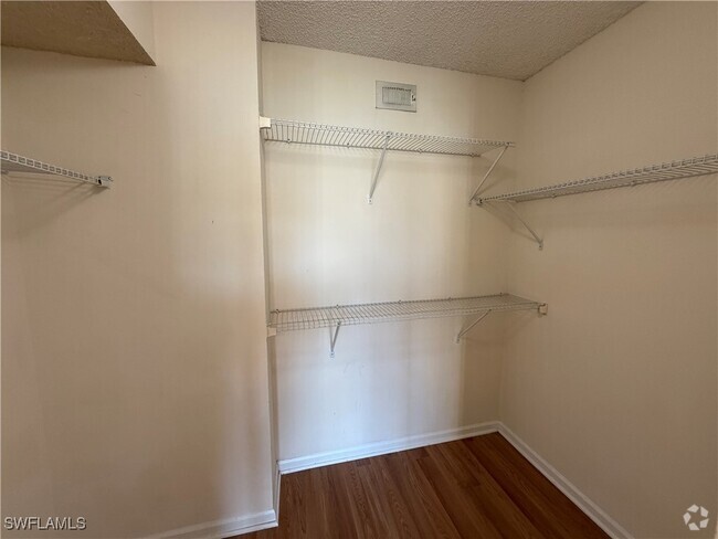 Building Photo - 13621 Eagle Ridge Dr Unit 1533 Rental