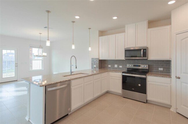 Photo - 12600 Anthology St