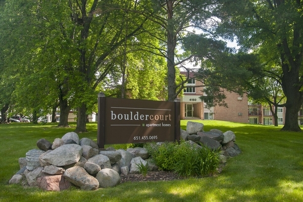 Apartamentos Boulder Court en Eagan, Minnesota - Boulder Court Apartments