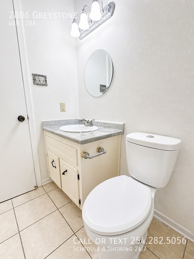 Photo - 2806 Greystone Dr