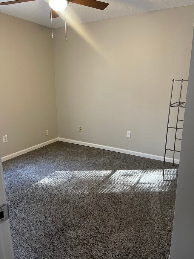 Photo - 41 Battery Walk Ct