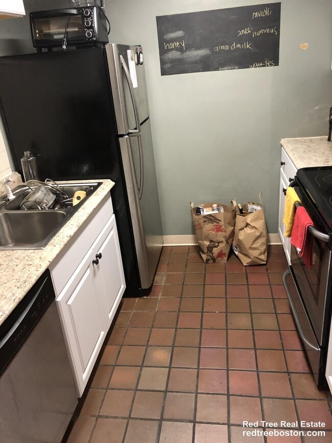 Photo - 103 Gainsborough St Unit 104
