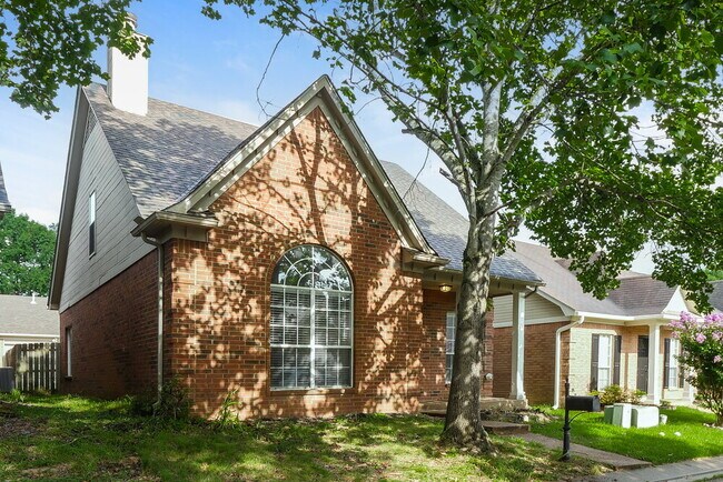 Photo - 600 W Ashley Glen Cir