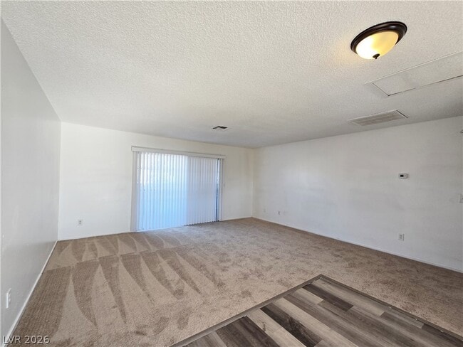 Photo - 3417 Civic Center Dr Unidad A