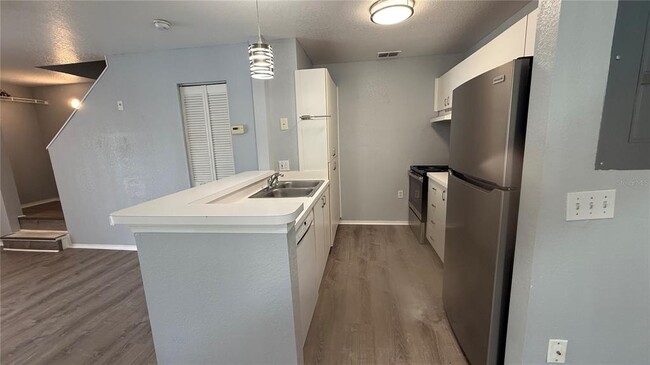 Photo - 850 S Tamiami Trl Unit 721