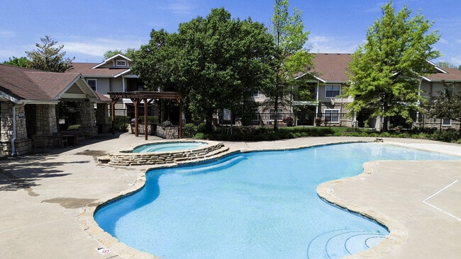 Photo - The Quarters Lawrence