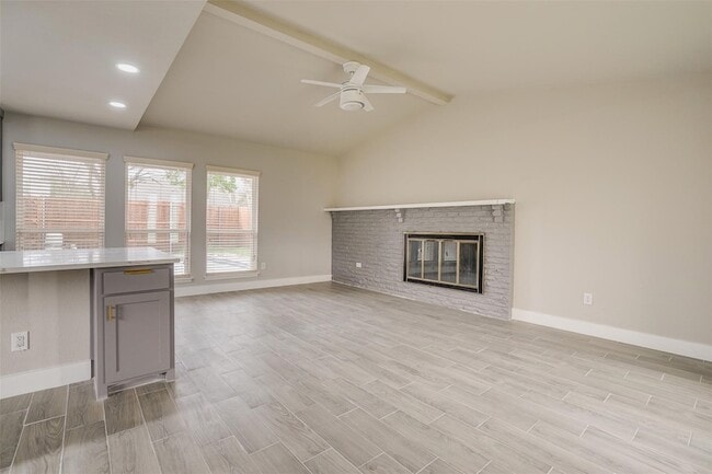 Photo - 3805 W Rochelle Rd