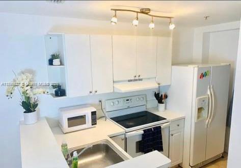 Photo - 821 SW 2nd St Unidad 8
