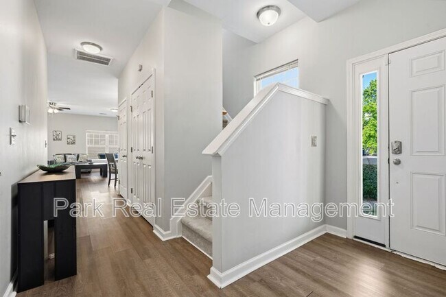 Photo - 1326 Stone Manor Dr