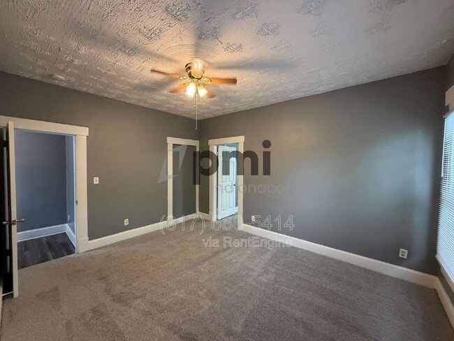 Photo - 2564 Deming Ave