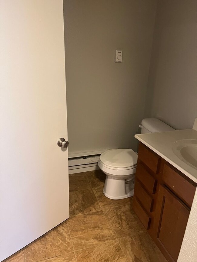 528 E Kohlmetz St