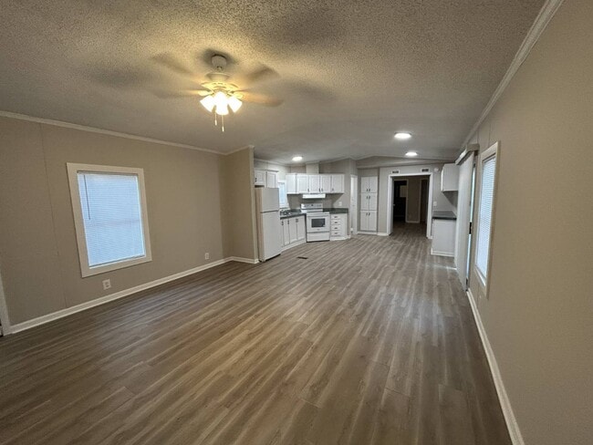 Photo - 8 White Oak Village