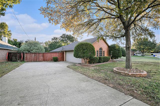 Photo - 1418 Holley Creek Ln