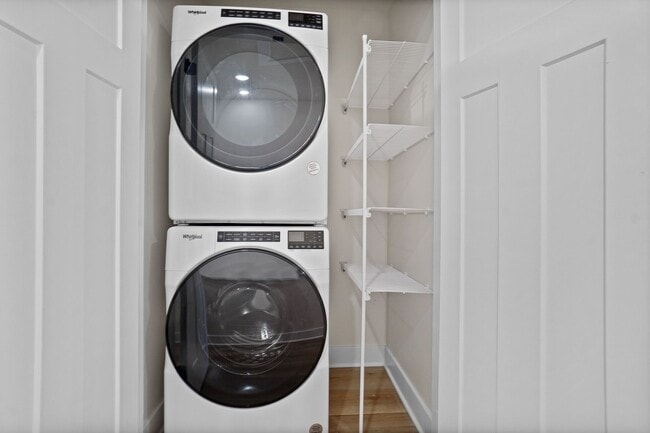 Photo - 2 Bedroom 1.5 Bath Single Story Cottage Ranch Unit 119 Eiche Drive - 3