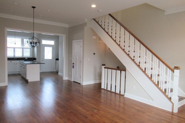 Photo - 717 S Braddock St