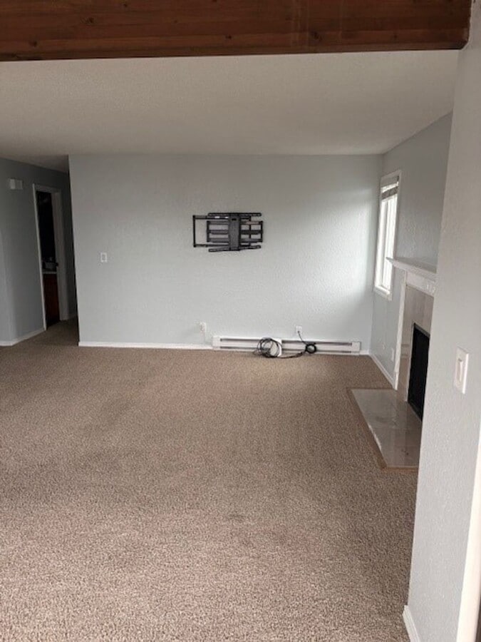 Photo - Discover your new home in Des Moines!