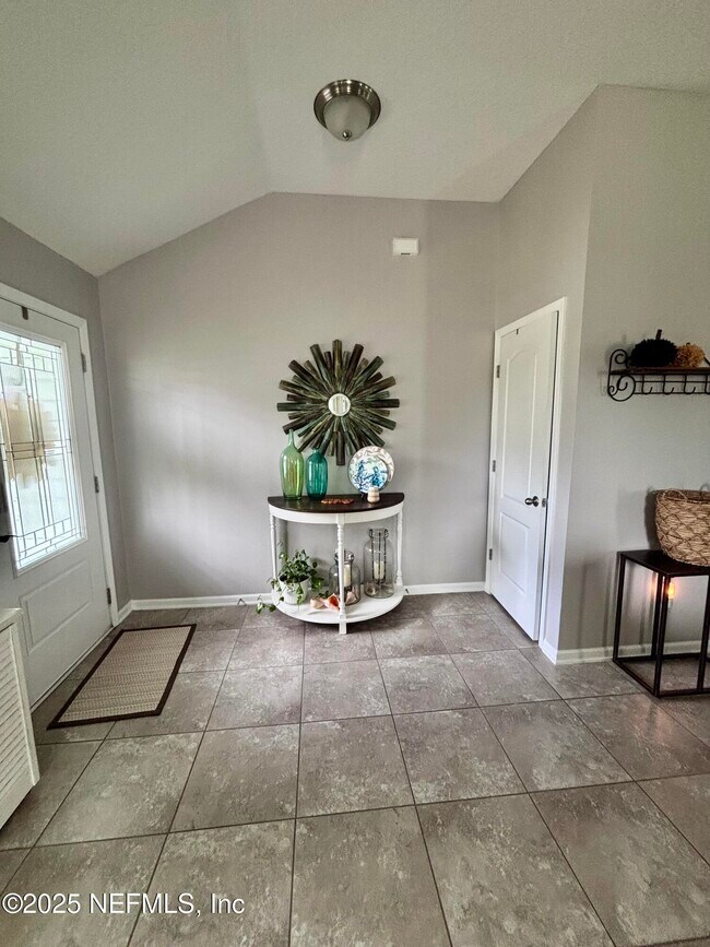 Photo - 15702 Chir Pine Dr