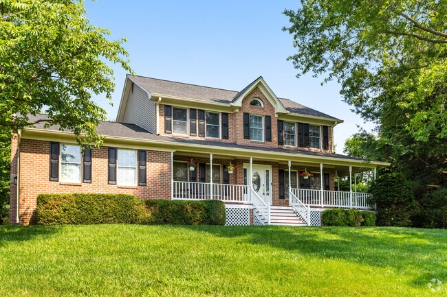 Building Photo - 6103 Edmont Dr Rental