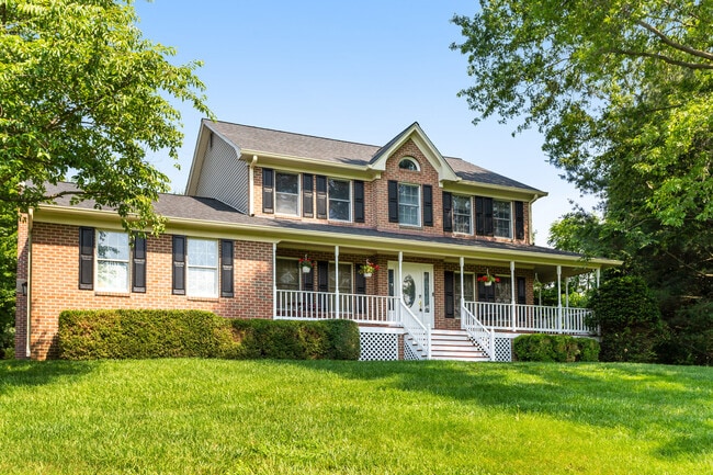 Building Photo - 6103 Edmont Dr Rental