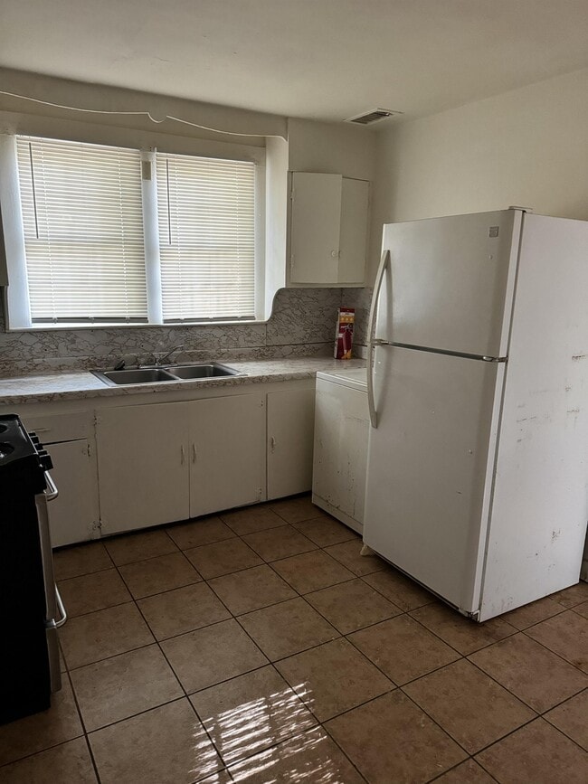 Photo - 1379 Ferguson Rd Unit 1