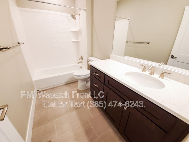 Photo - 268 E Sandy Sage Way