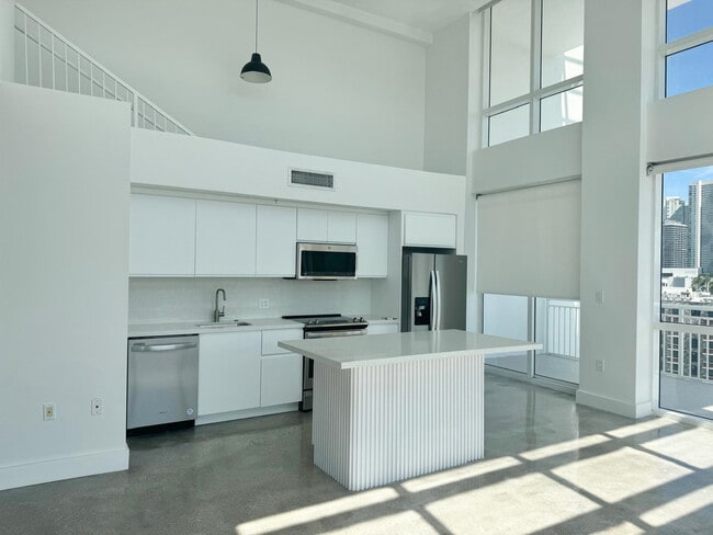 Photo - Cynergi Lofts at Wynwood