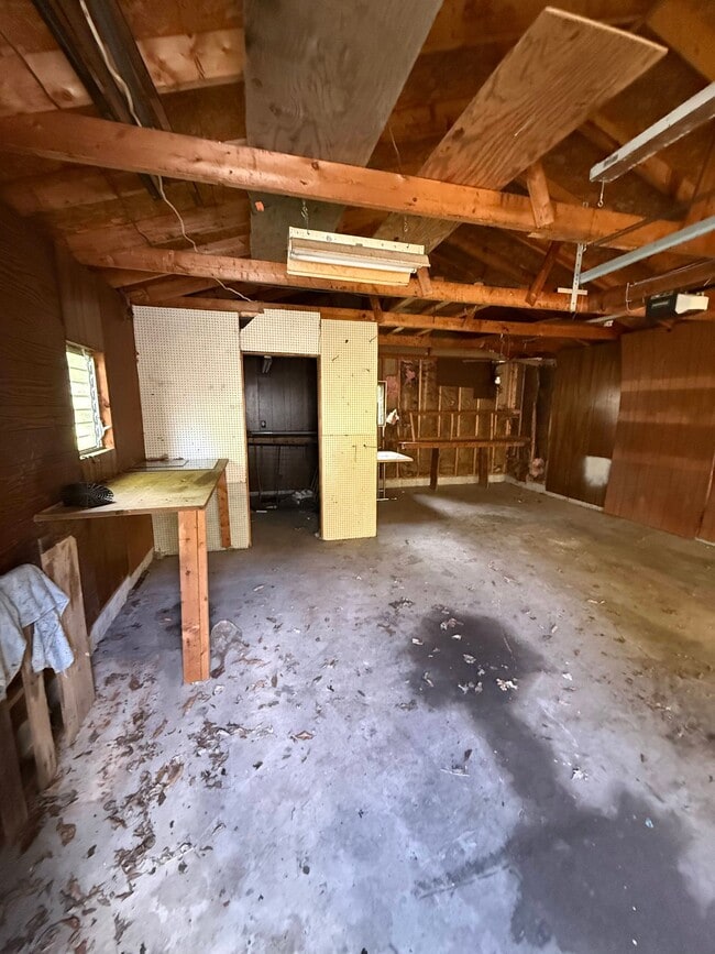 Photo - 1845 W Waggoner St