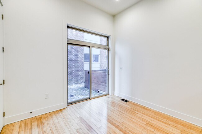 Photo - Northern Liberties Townhome with Parking!
