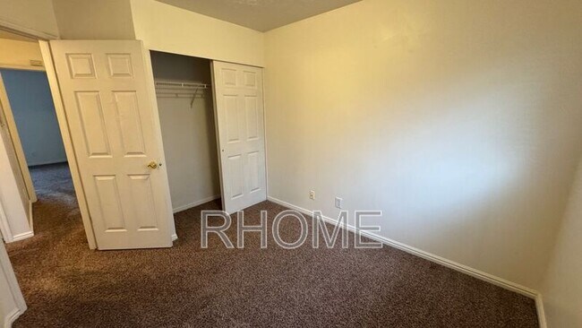 Photo - 6925 Florentine Way