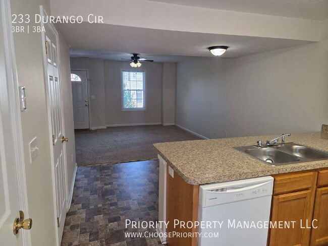 Photo - 233 Durango Cir