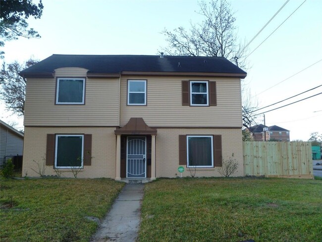 Building Photo - 3802 Wichita St
