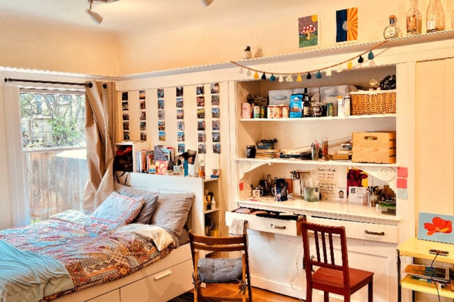MOST BEAUTIFUL BIG BRMS - 2738 Parker St Rental