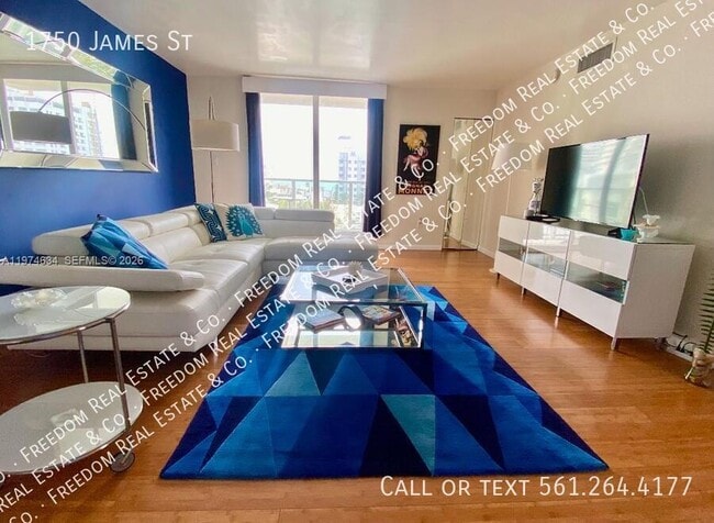 Photo - 1750 James Ave