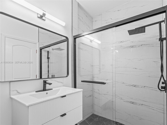 Photo - 6201 NW 114th Pl