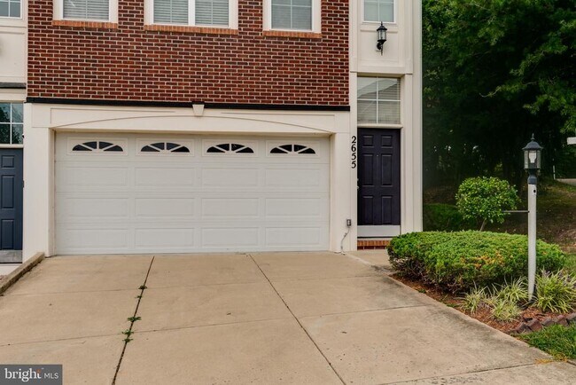 Photo - 2655 Glenriver Way