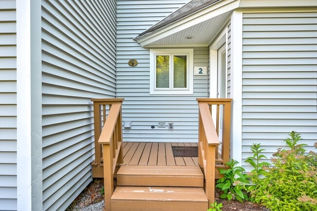 2 Partridge Woods Rd Unit 2