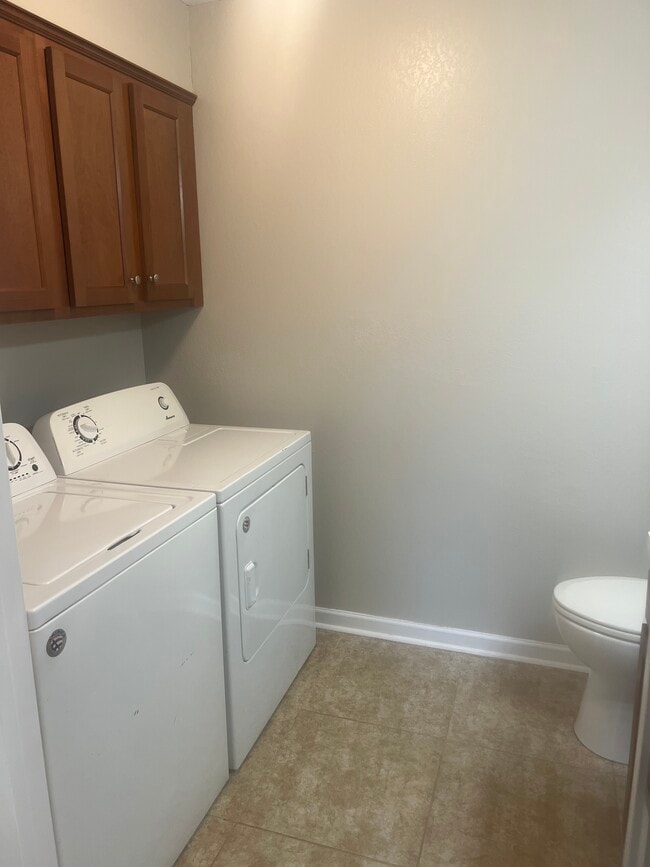 Photo - 520 French St