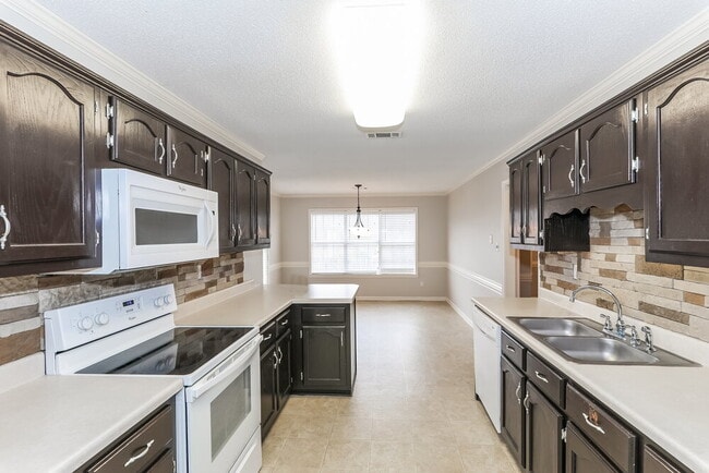 Photo - 661 Shelley Renee Ln